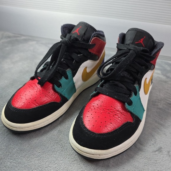 Air‎ Jordan 1 Mid Retro Size 4.5Y - Picture 2 of 8